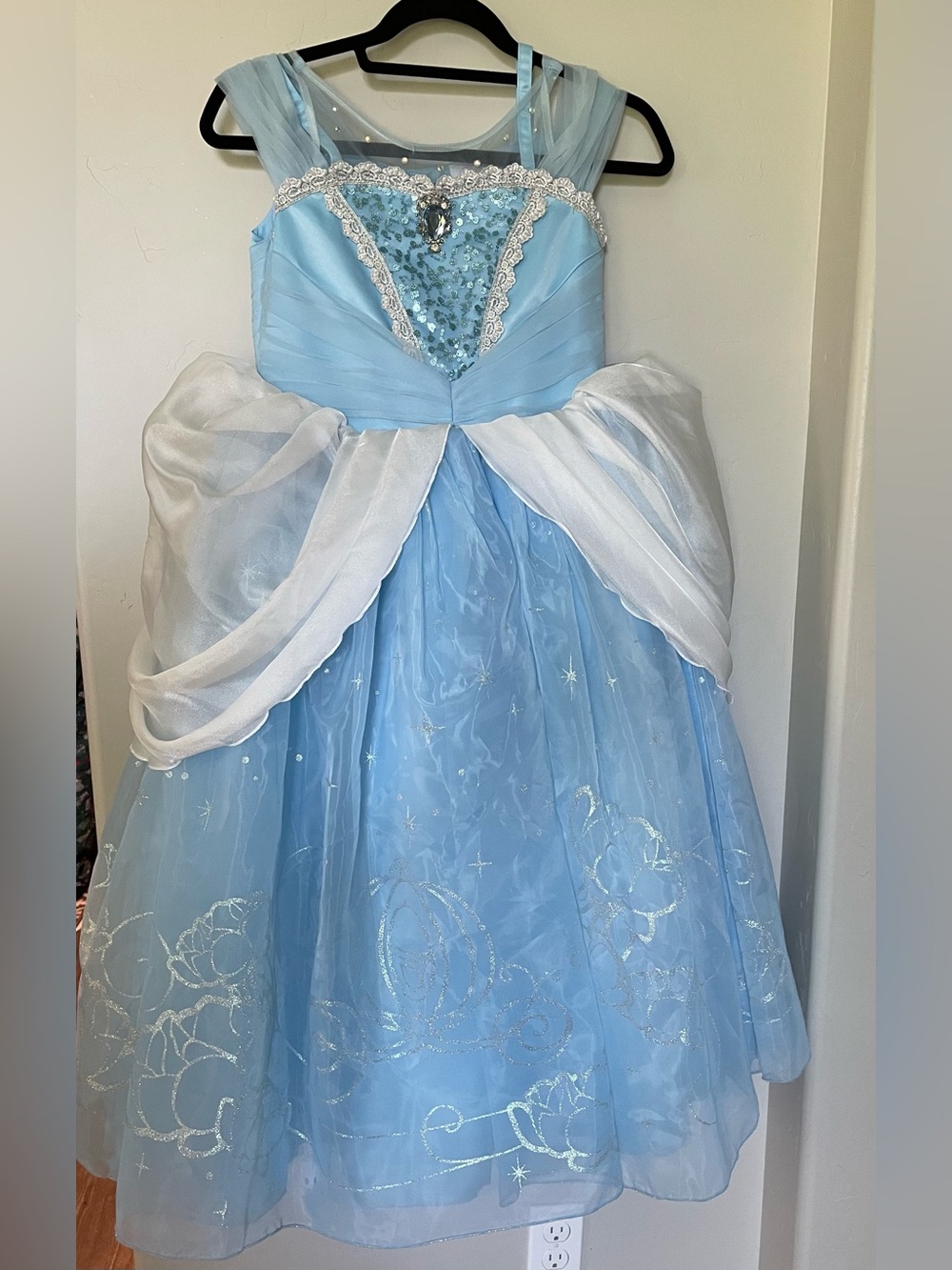 DISNEY PARKS CASTLE COLLECTION CINDERELLA GOWN w/CROWN 💙